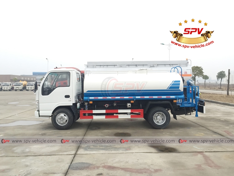 4,000 litres water bowser ISUZU-L